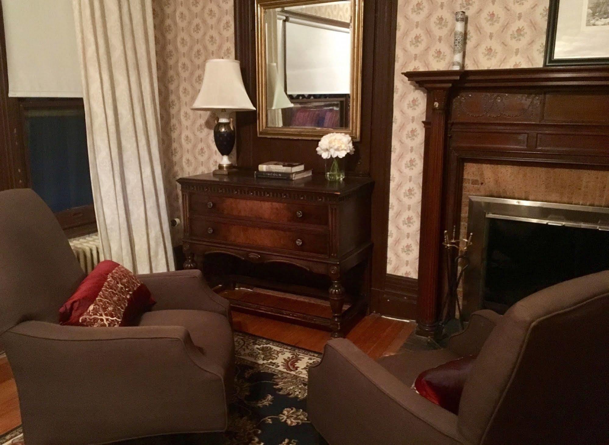 Manor House Bed & Breakfast Norfolk Екстериор снимка