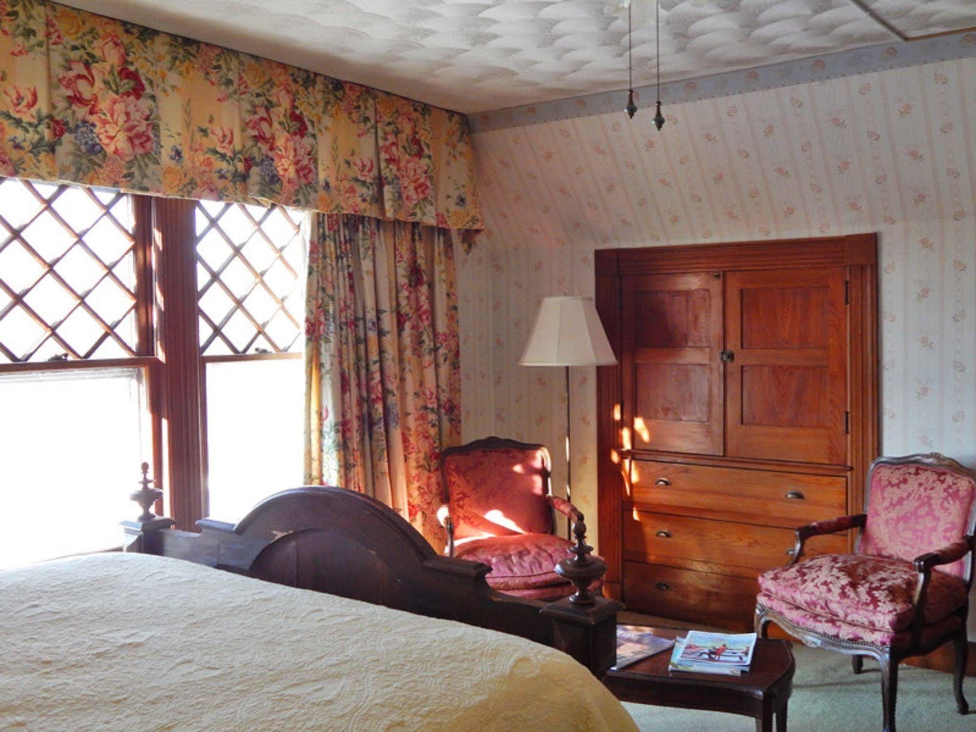 Manor House Bed & Breakfast Norfolk Екстериор снимка