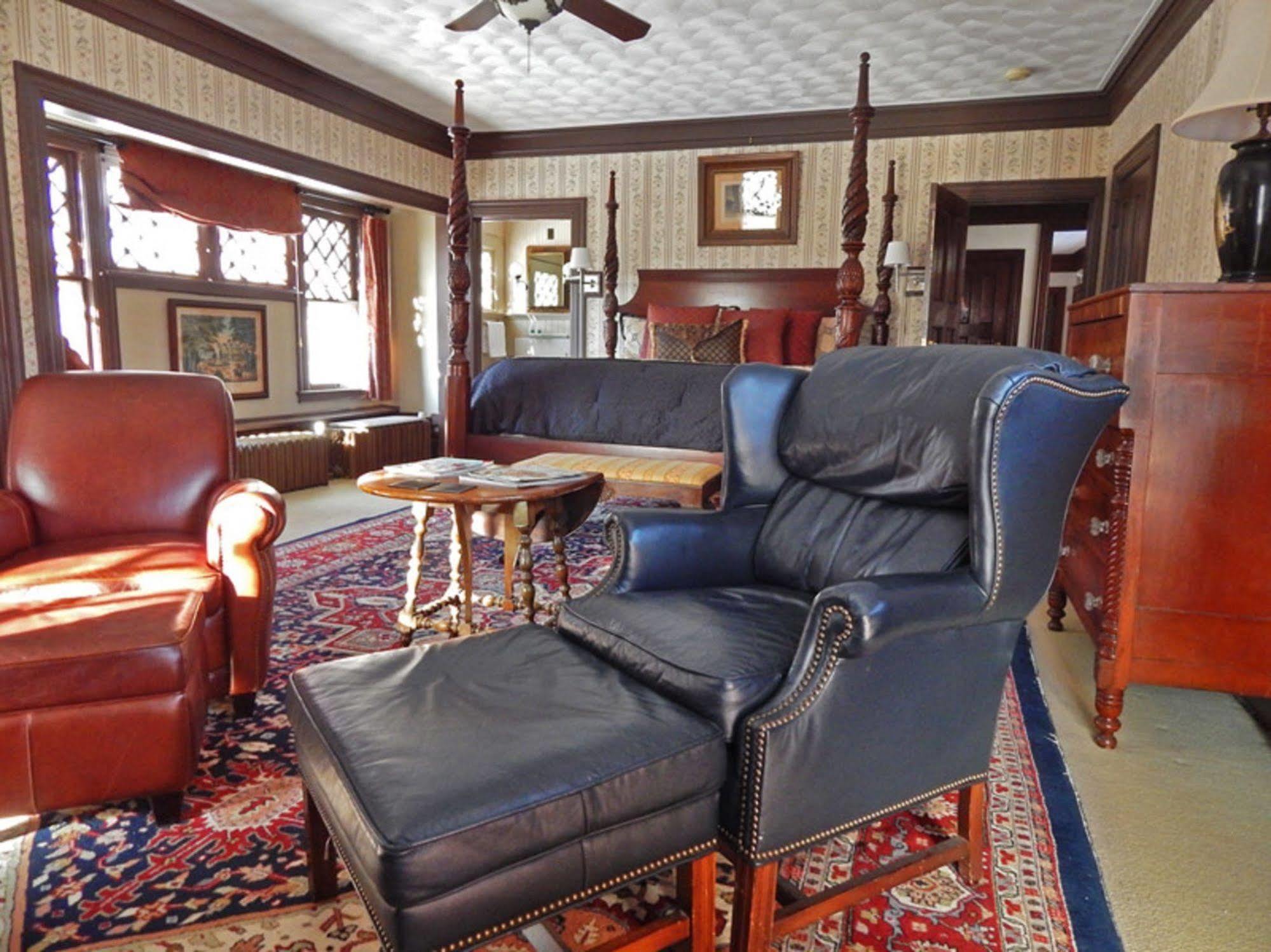 Manor House Bed & Breakfast Norfolk Екстериор снимка